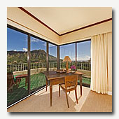 W Honolulu Diamond Head Extreme Wow Suite